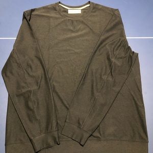 Outdoor Voices XL Black sweatshirt